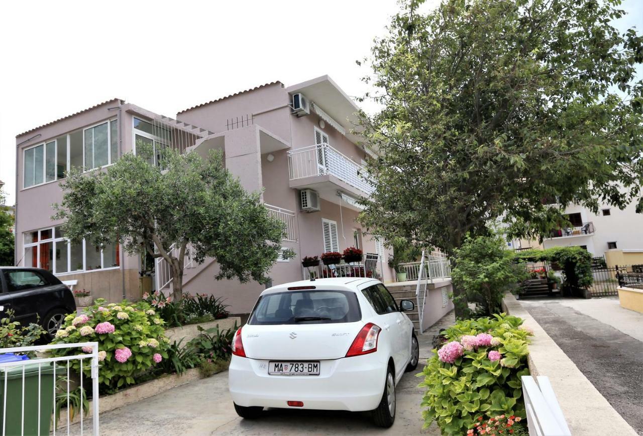 Apartmani Vinko Baška Voda Exterior foto